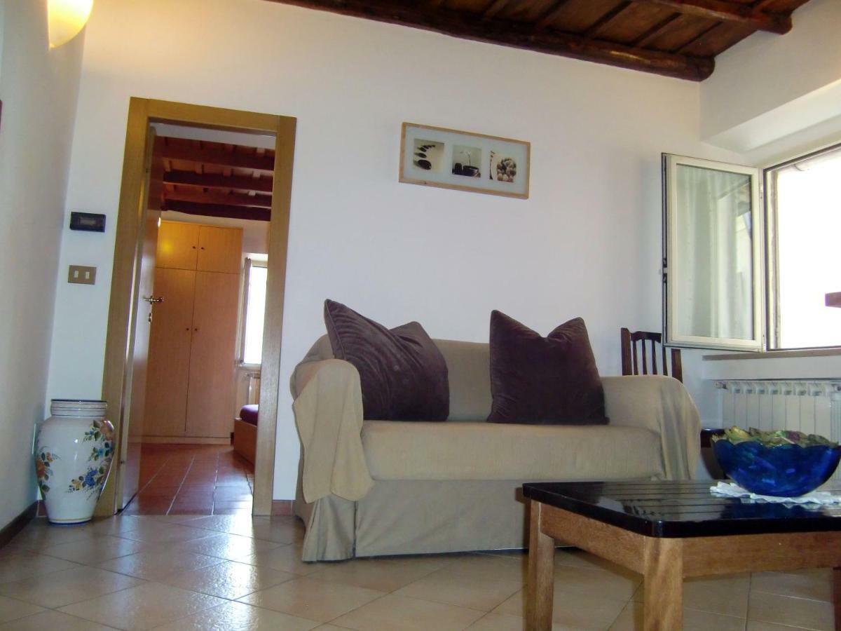 Apartment Piazza Del Fico, Al Centro Di Rome